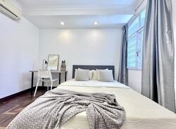 Chateau Le Fame (D10), Apartment #453478561